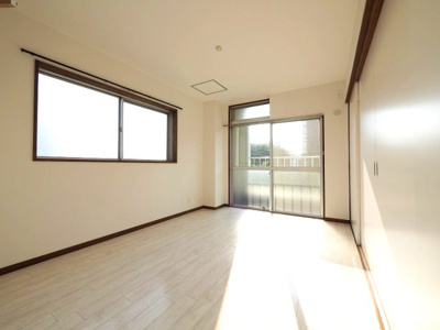 【洋室】 | アテナビル | ２面採光で明るい居室