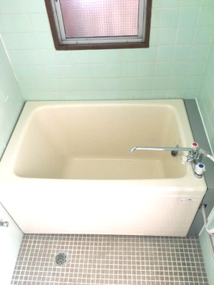 【浴室】 | アテナビル | ゆったりと疲れを癒すことのできるバスルーム