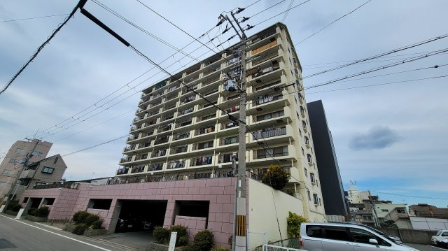 グランドハイツ太陽の外観