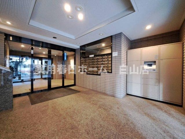 【エントランス】