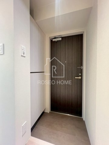 トローブタニマチの玄関