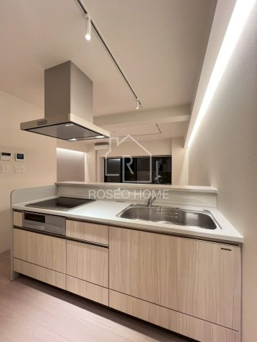 トローブタニマチのキッチン