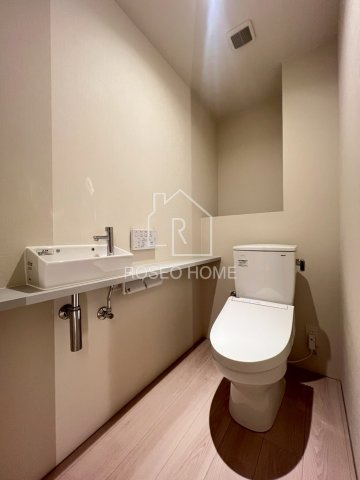 トローブタニマチのトイレ