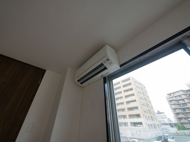 エールビルの設備|エアコンです