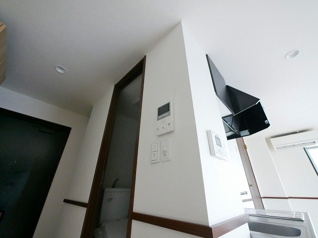 エールビルのセキュリティ|モニター付きインターホンです