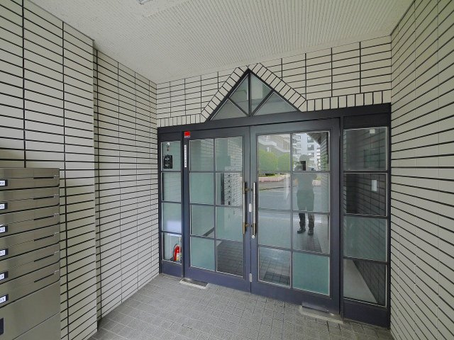 エールビルのエントランス|エントランスです