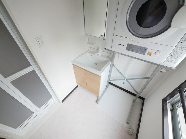 エールビルの洗面所|スペースが確保できる洗面所です