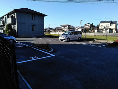 【駐車場】 | クレールコート D棟 | 駐車場（並列）