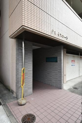 【エントランス】 | グレイスコート | エントランス写真