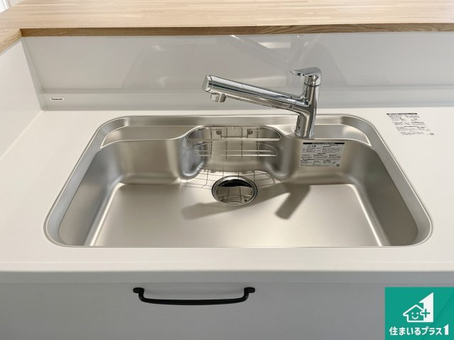桜井市粟殿　新築一戸建ての設備|洗い物も楽にできる、広々シンク！