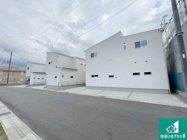 桜井市粟殿　新築一戸建ての外観|お客様に長く安心して住んでいだだける事にこだわった家づくり！住んでからのアフターサービスにもしっかりと取り組んでいます！