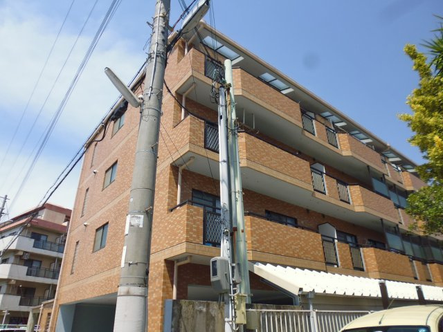 ハイツゴールドの外観