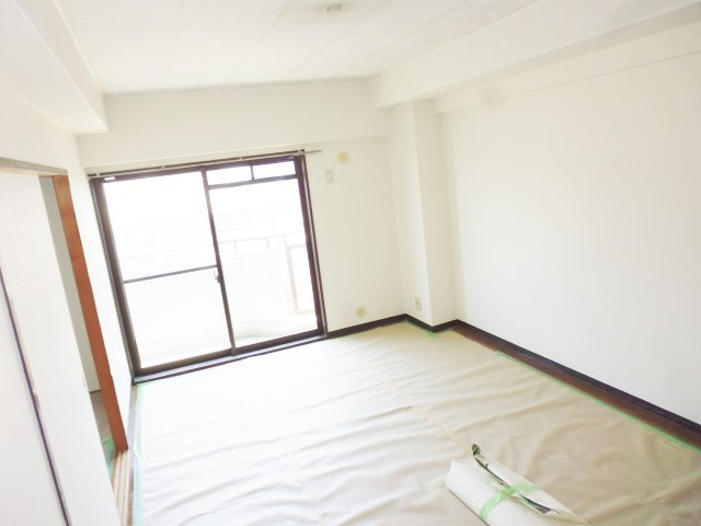 ハイツゴールドの居間・リビング