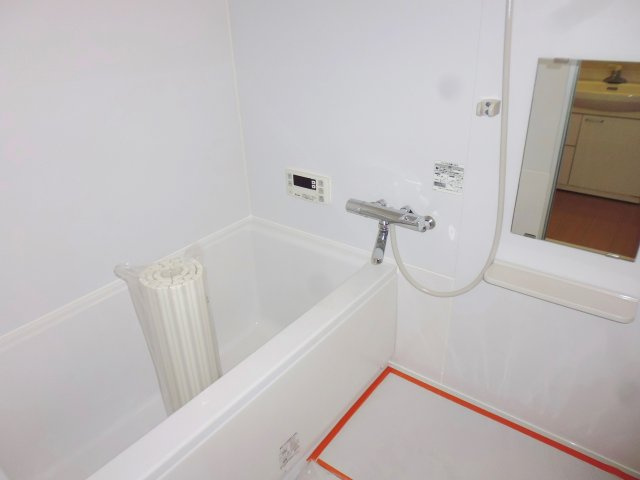 ハイツゴールドの浴室