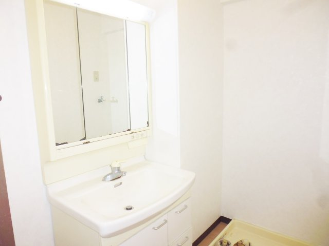 ハイツゴールドの独立洗面台