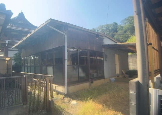 【外観】 | 販売されている全ての土地が、宅地用の土地であるとは限りません。都市計画法に基づき、基本的に住宅を建てることができるのは土地計画区であることに加え、市街化区域として定められている地域のみとなっています。