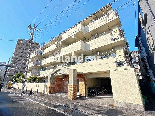 グリーンパーク第18綾瀬の外観|ドキドキの新生活も、安心してスタート。ぴったりの住まいを見つけませんか？クランディアが一緒に住まい選びをサポートします‼　まずは、お気軽にお問合せください　＃クランディア