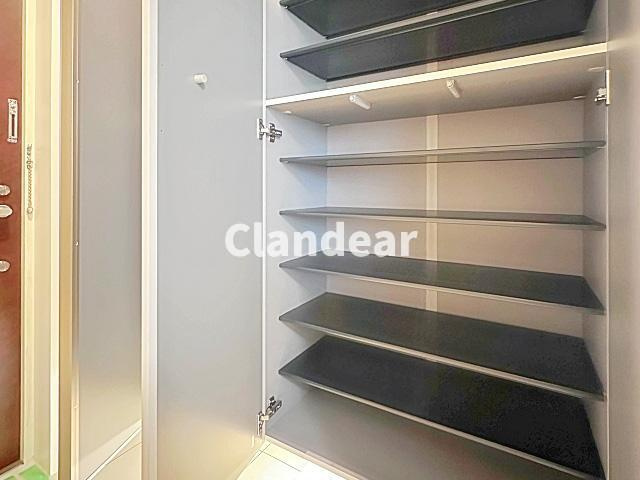 グリーンパーク第18綾瀬の収納|ドキドキの新生活も、安心してスタート。ぴったりの住まいを見つけませんか？クランディアが一緒に住まい選びをサポートします‼　まずは、お気軽にお問合せください　＃クランディア