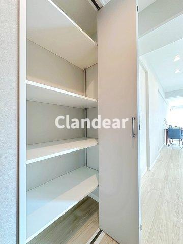 グリーンパーク第18綾瀬の収納|ドキドキの新生活も、安心してスタート。ぴったりの住まいを見つけませんか？クランディアが一緒に住まい選びをサポートします‼　まずは、お気軽にお問合せください　＃クランディア