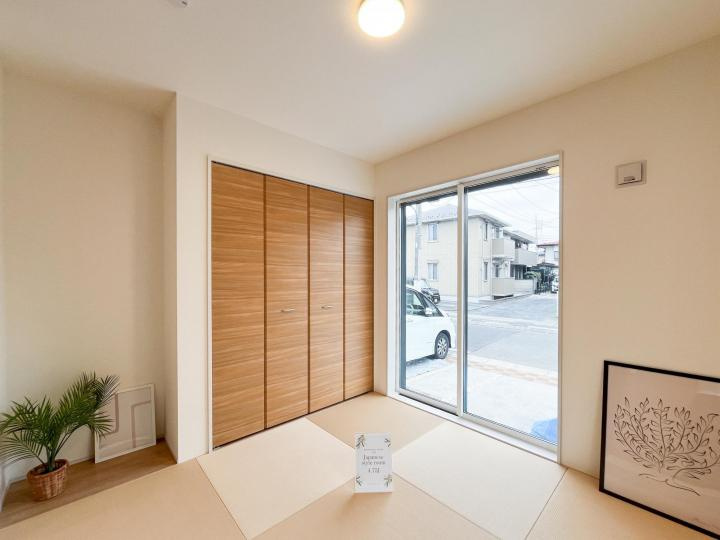 【Blooming Garden】国分寺市北町５丁目の和室|リビング隣の和室は、ご家族の団らんスペースやお客様のおもてなしスペースとして大活躍です