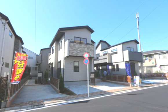 【Blooming Garden】国分寺市北町５丁目の外観|対面式キッチンを採用していることで家事をしながらもご家族とコミュニケーションがとれる嬉しい間取り。