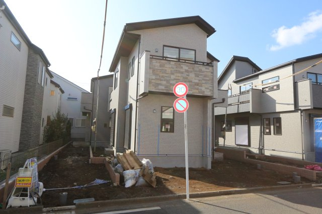 【Blooming Garden】国分寺市北町５丁目の外観|解放感ある「折り上げ天井」の広々LDK