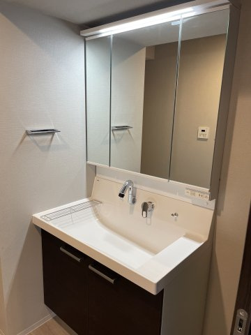 【洗面所】