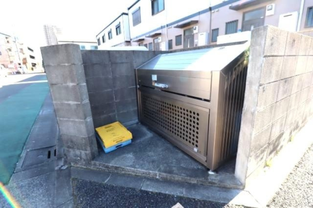 レジデンスクサナギⅢ　15～18のその他共用部分