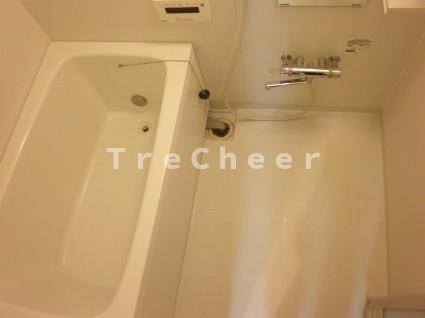 高垣ビルの浴室