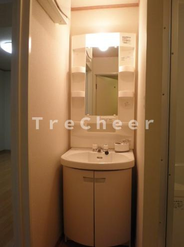 高垣ビルの洗面所