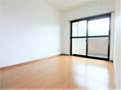 パルメゾン野間園弐番館のその他|洋室（約5.7畳）　※2021年2月撮影