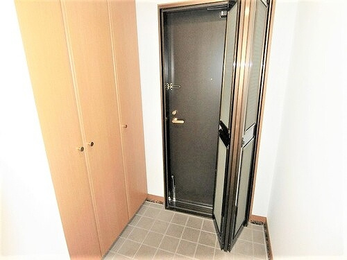 パルメゾン野間園弐番館の玄関|玄関・玄関収納　※2021年2月撮影