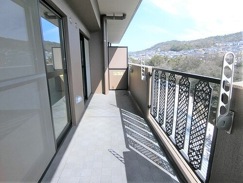 パルメゾン野間園弐番館のバルコニー|南東向きバルコニー　※2021年2月撮影