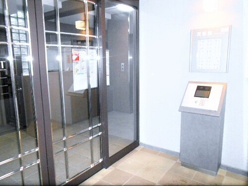 パルメゾン野間園弐番館のエントランス|オートロック　※2021年2月撮影