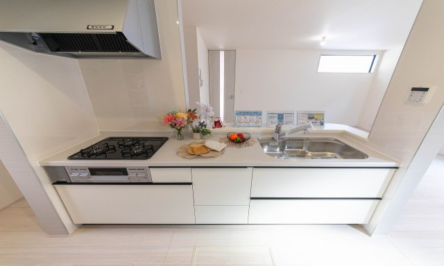 【居間・リビング】 | 大和市西鶴間7丁目 新築戸建 全8棟