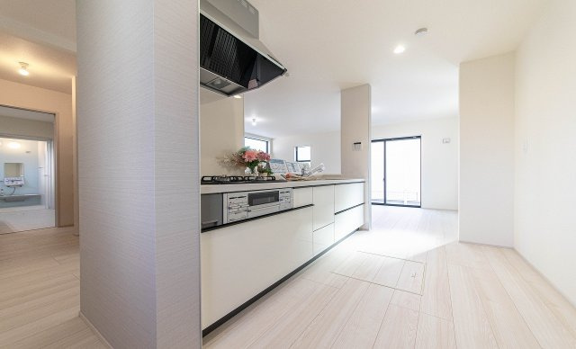 【居間・リビング】 | 大和市西鶴間7丁目 新築戸建 全8棟