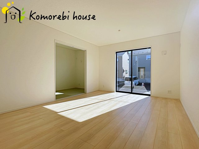 さいたま市西区飯田新田第2　新築一戸建て　クレイドルガーデン　02の居間・リビング|12/4　撮影済み