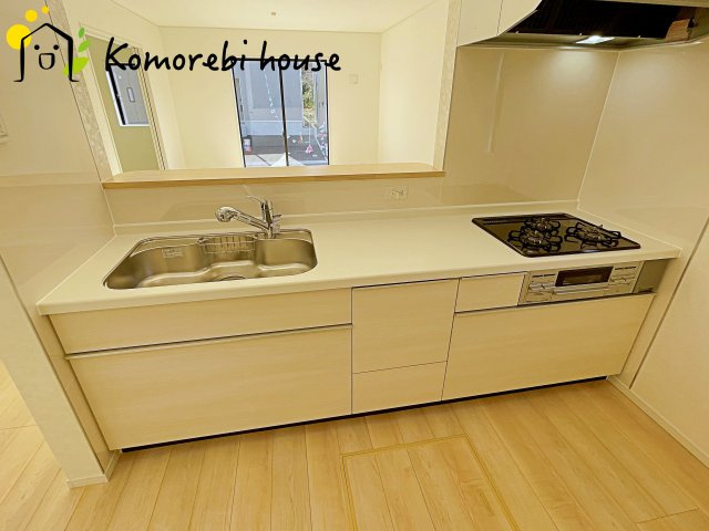 さいたま市西区飯田新田第2　新築一戸建て　クレイドルガーデン　02のキッチン|12/4　撮影済み