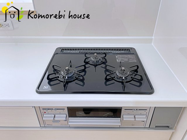 さいたま市西区飯田新田第2　新築一戸建て　クレイドルガーデン　02のキッチン|12/4　撮影済み