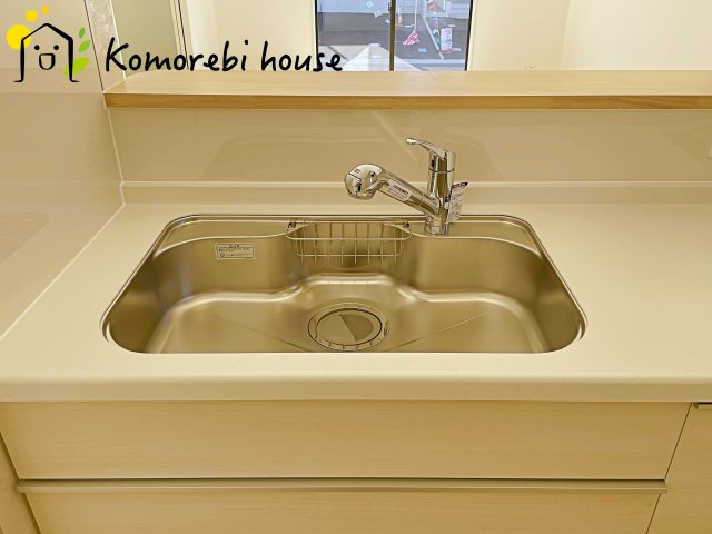 さいたま市西区飯田新田第2　新築一戸建て　クレイドルガーデン　02のキッチン|12/4　撮影済み