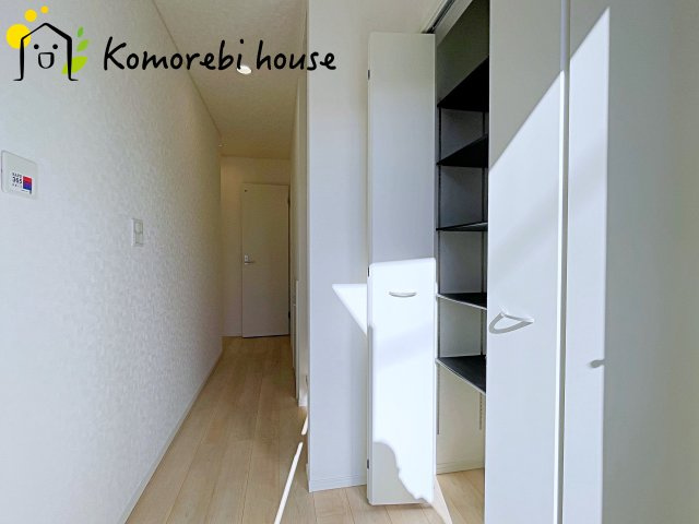 さいたま市西区飯田新田第2　新築一戸建て　クレイドルガーデン　02の玄関|12/4　撮影済み