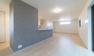 【居間・リビング】 | 大和市西鶴間7丁目 新築戸建 全8棟