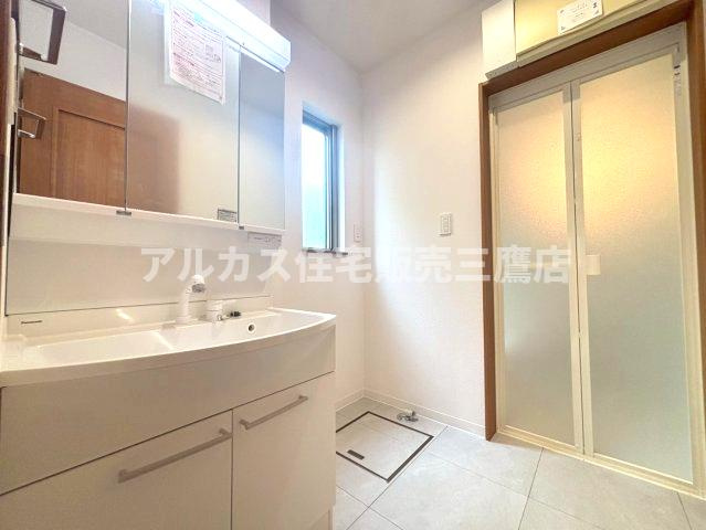 【内覧動画公開中！】三鷹市牟礼７丁目 中央線 吉祥寺駅 中古戸建の独立洗面台