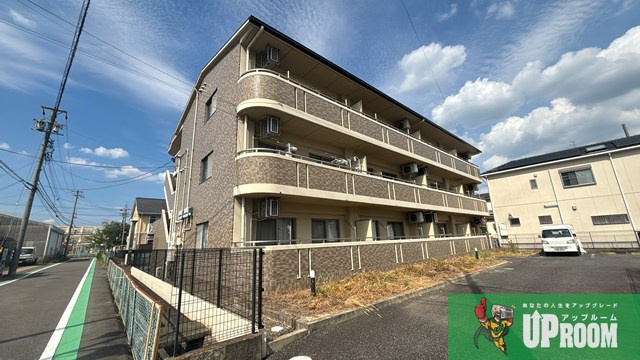 アゼリアガーデン 北館の外観