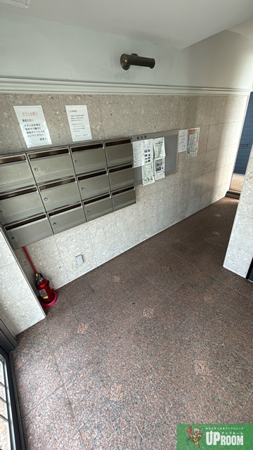 アゼリアガーデン 北館のロビー