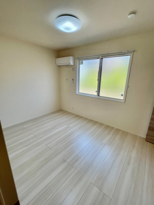 プランドール・越川の洋室