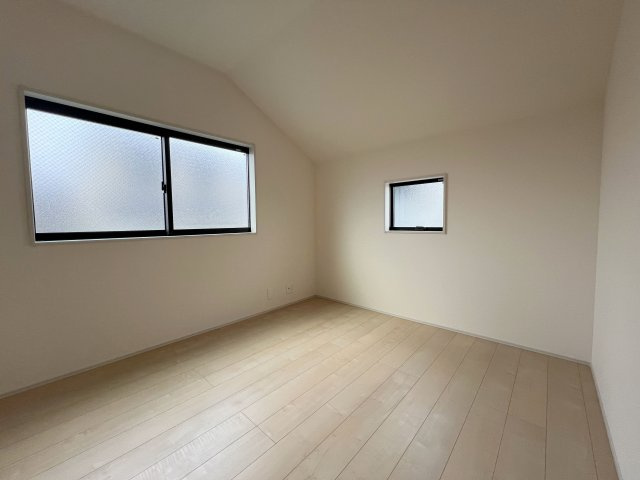 福生市熊川　新築戸建全2棟の洋室|5.5帖