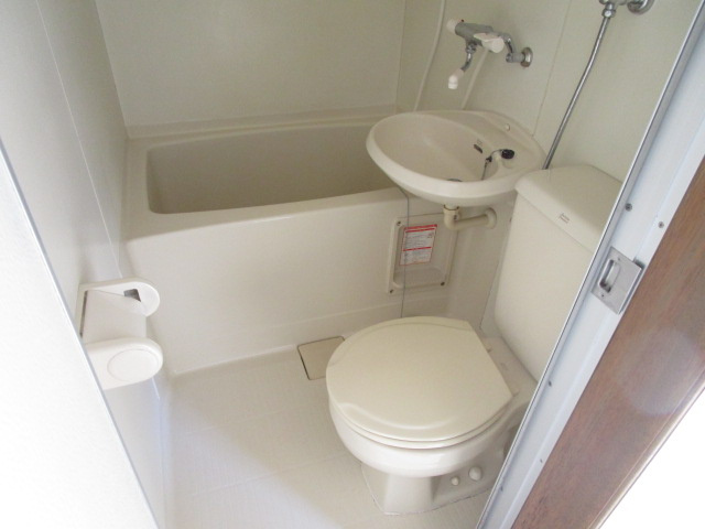 グリーンヒル(緑ヶ岡1)の浴室