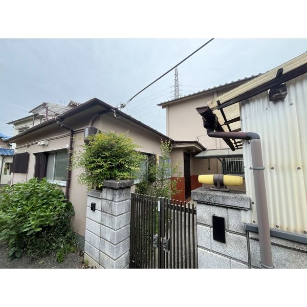 西昆陽３丁目貸家の外観