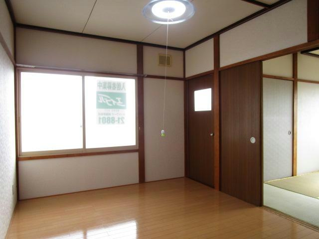 桜ヶ岡7-22-21貸家の内装